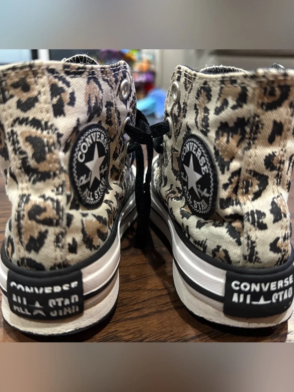Converse Chuck Taylor All Star EVA Lift High-Top, Animal Print Youth size 11